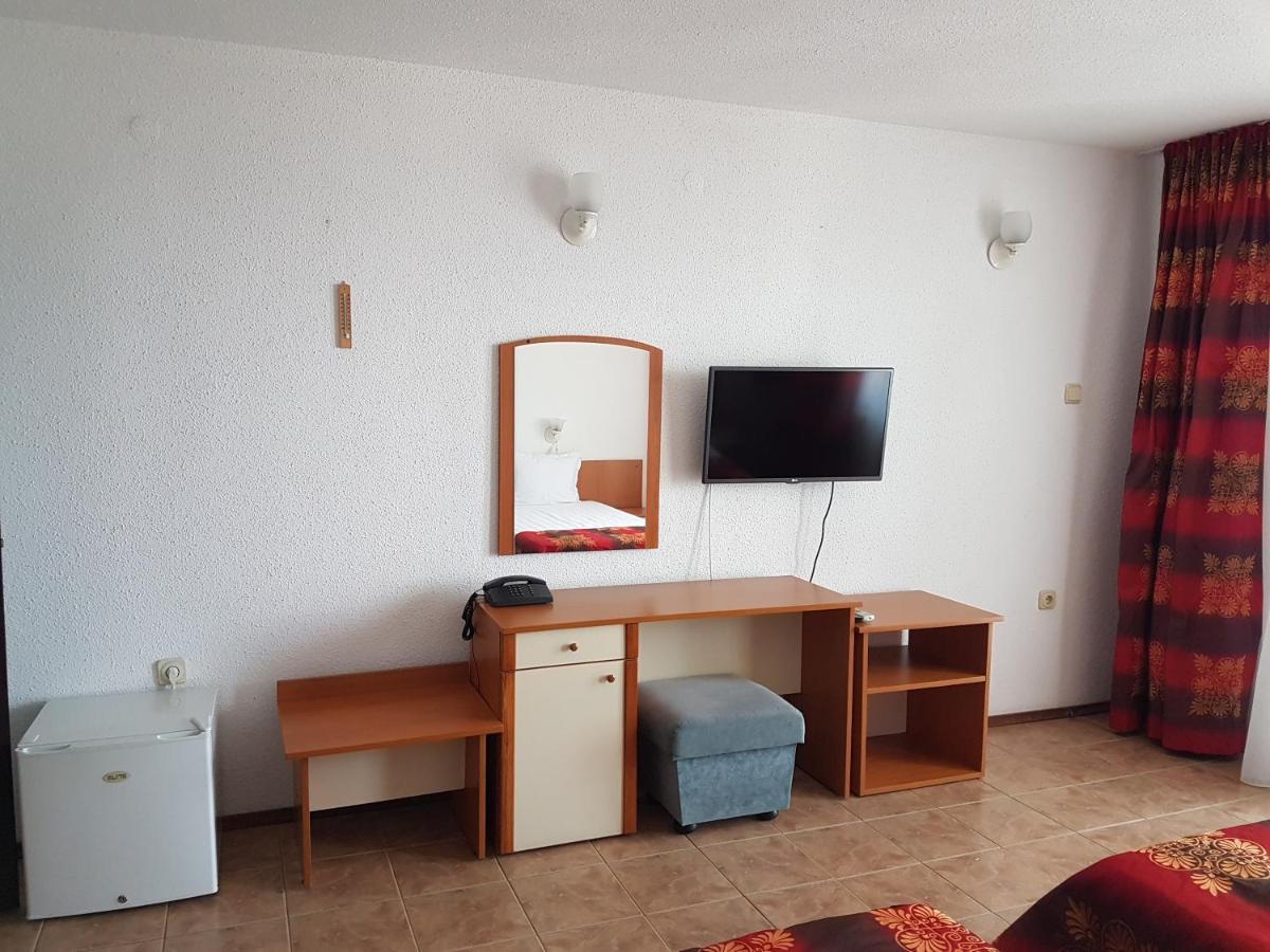 Family Hotel Venera Kavarna Esterno foto